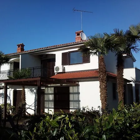 Apartment Lana